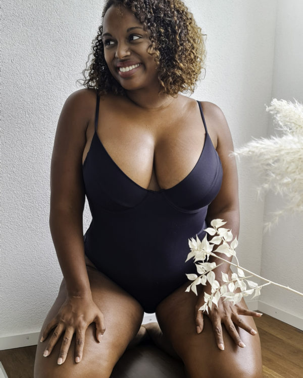 LEBLON - The One Piece Black LEBLON - The One Piece Black